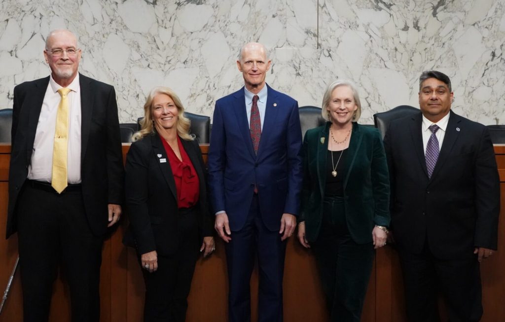 Senators Rick Scott and Kirsten Gillibrand Senators Rick Scott and Kirsten Gillibrand